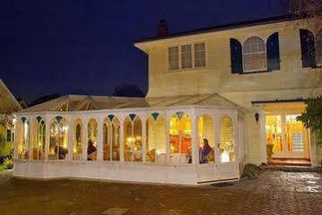 Charlotte Jane Hotel Christchurch Bagian luar foto