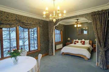 Charlotte Jane Hotel Christchurch Bagian luar foto