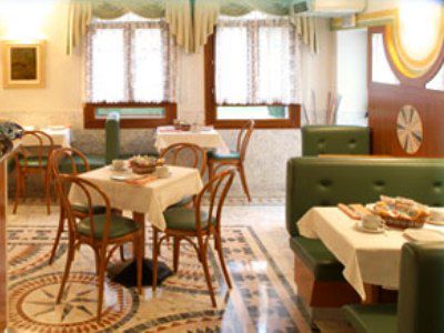 Charlotte Jane Hotel Christchurch Bagian luar foto